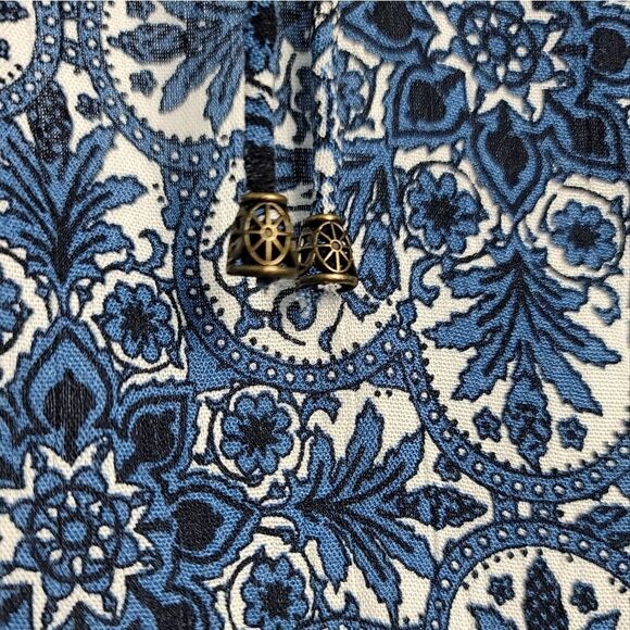 HEARTLOOM Floral Print Romper  - Picture 7 of 10